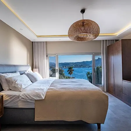 Semesterbostad La With Private Bodrum